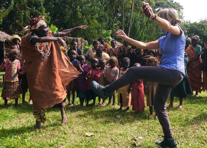 7-Day Affordable Uganda-Family Tour